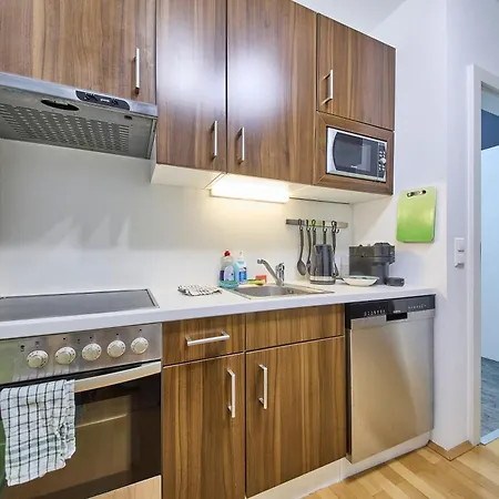 Grazer & Free Parking