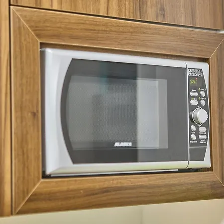 Grazer & Free Parking