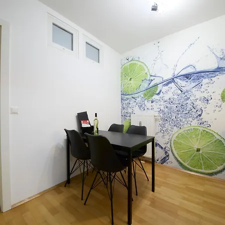 Grazer & Free Parking גראץ