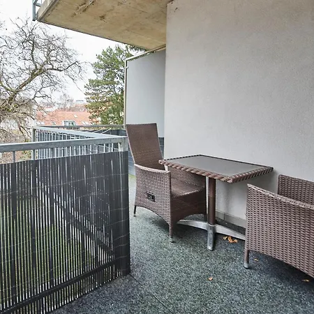 Grazer & Free Parking גראץ