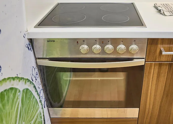 Grazer & Free Parking