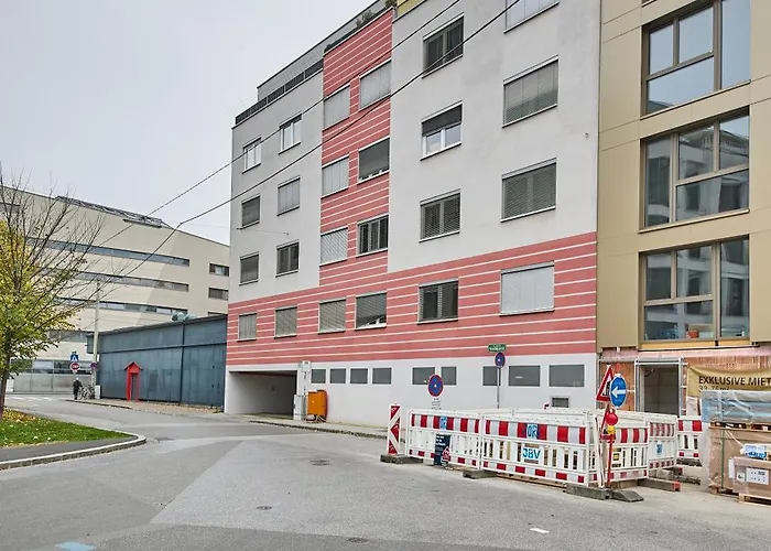 Grazer & Free Parking