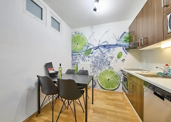 Grazer & Free Parking Apartament