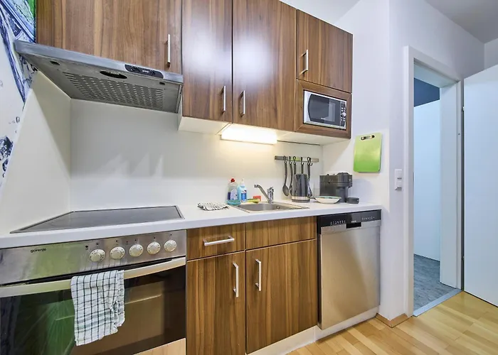 Grazer & Free Parking