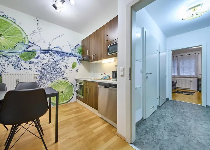 Grazer & Free Parking *